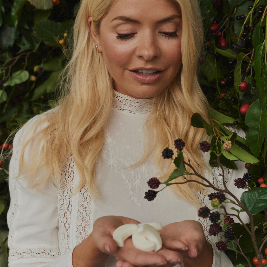 (borrowed from) The Hedgerows - Scented Wax Melts