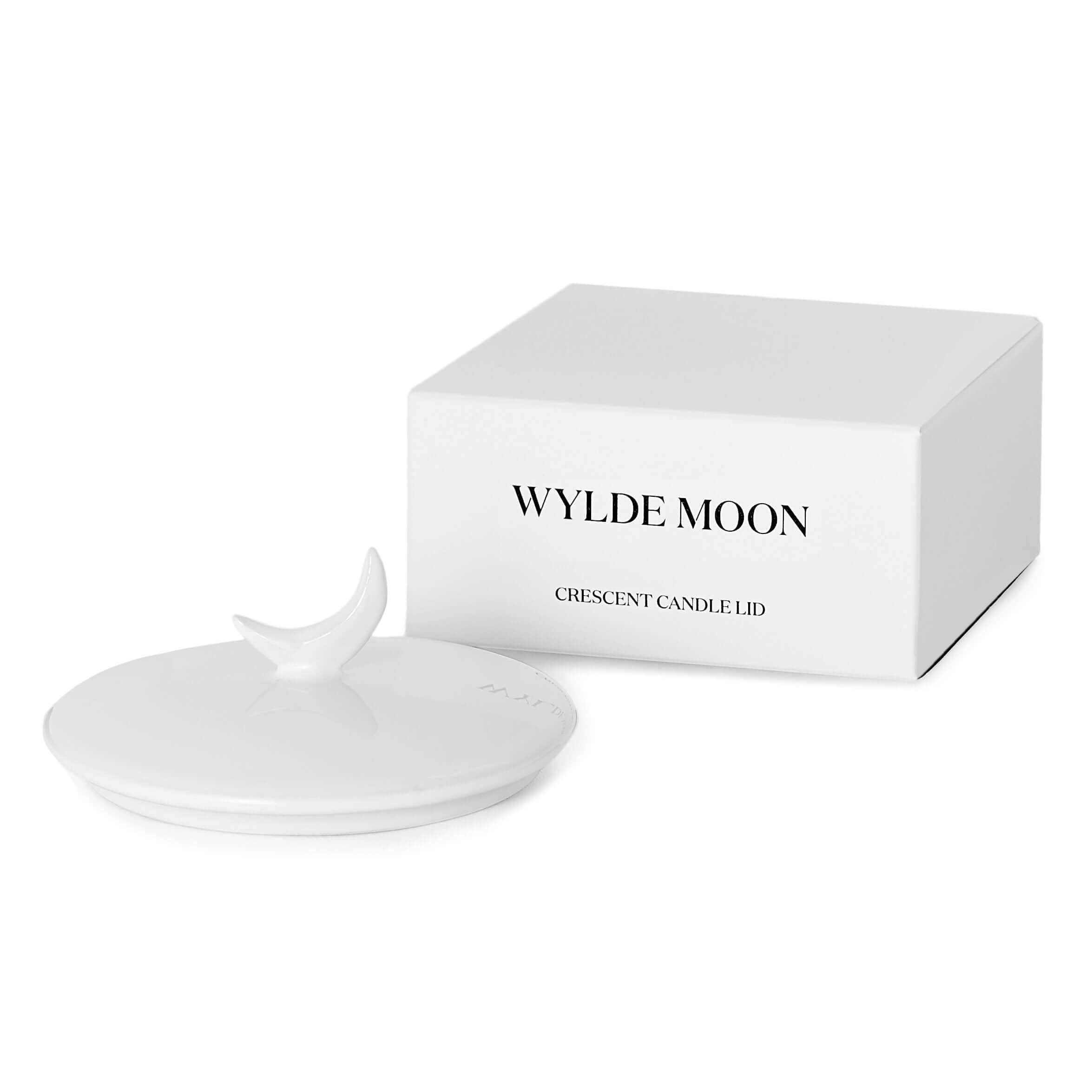 Single wick scented candle: ceramic lid