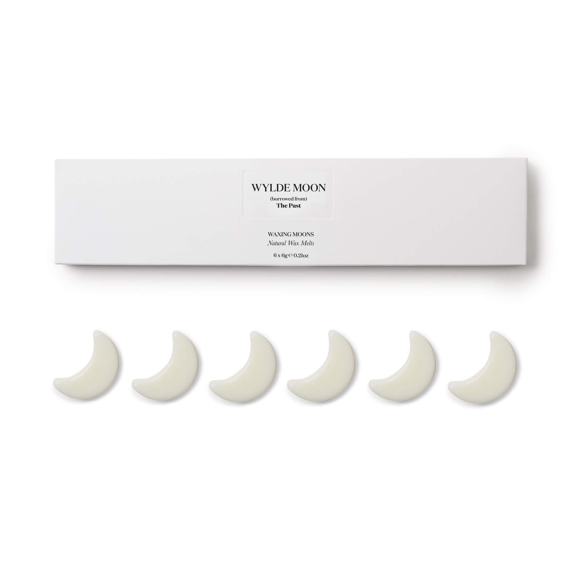 Packshot of anise and cinnamon scented wax melts with six moon shapes