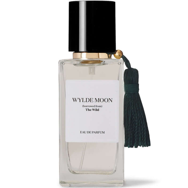 Holly Willoughby's floral WYLDE MOON perfume